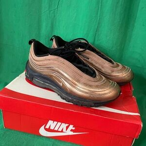 Airmax 90s in Rose Gold/Black